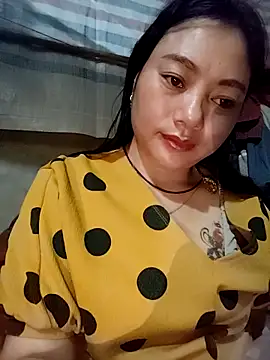 Sinhlinh2020 online show from November 6, 2025, 9:15 pm