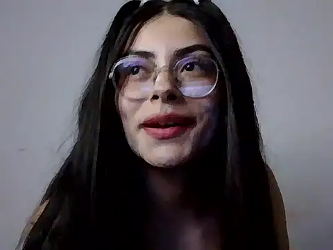 kaileyrivers online show from May 29, 2026, 1:36 am