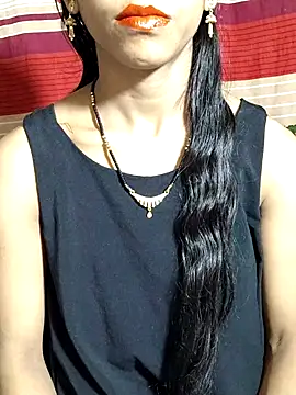 Snapshot of Itz_Aisha__ chatting on November 5, 2025, 6:02 am Itz Aisha online show from November 5, 2025, 6:02 am