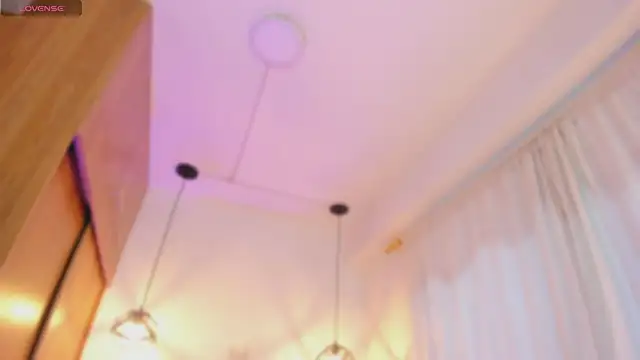 Snapshot of cassieestevens chatting on October 23, 2025, 10:30 pm cassieestevens online show from October 23, 2025, 10:30 pm