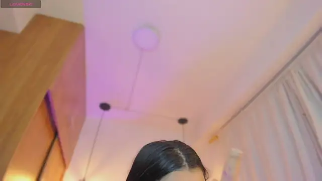 Snapshot of cassieestevens chatting on November 7, 2025, 3:28 am cassieestevens online show from November 7, 2025, 3:28 am