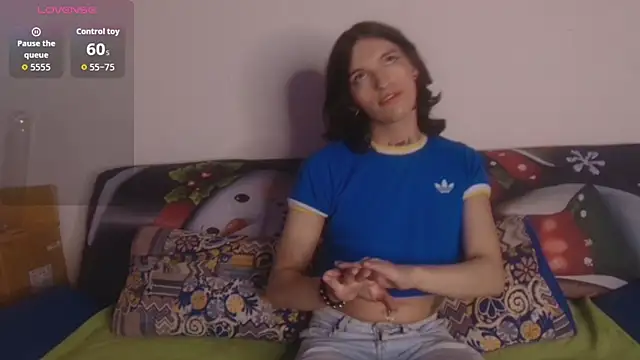 Scarlett crastrawberry online show from November 18, 2025, 11:59 pm