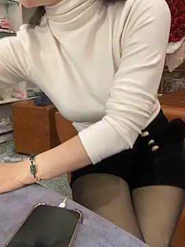 Phale2x online show from November 21, 2025, 7:18 am