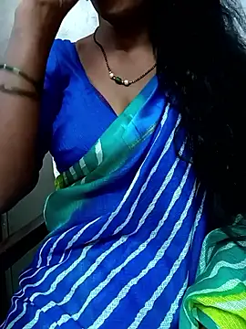 Snapshot of Sravya__ chatting on October 27, 2025, 7:01 am Sravya online show from October 27, 2025, 7:01 am