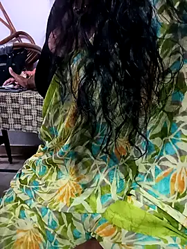 Snapshot of Sravya__ chatting on November 3, 2025, 6:03 am Sravya online show from November 3, 2025, 6:03 am