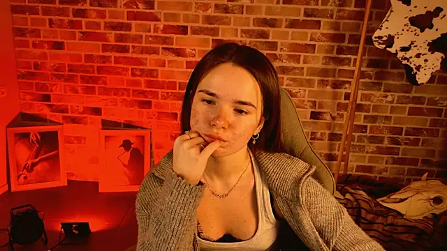 May Bloom online show from March 3, 2026, 5:13 am