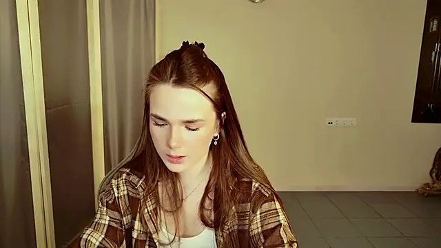 May Bloom online show from March 13, 2026, 1:07 pm