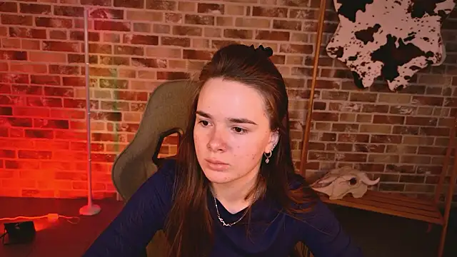 May Bloom online show from March 24, 2026, 7:02 am