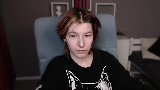 guitarandangell online show from February 16, 2026, 7:37 am