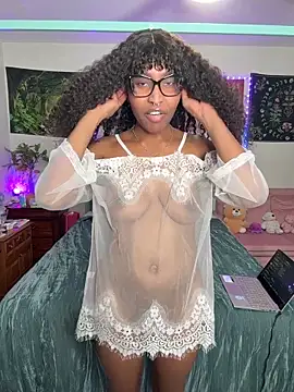 DaisyMynx online show from December 3, 2025, 3:58 am