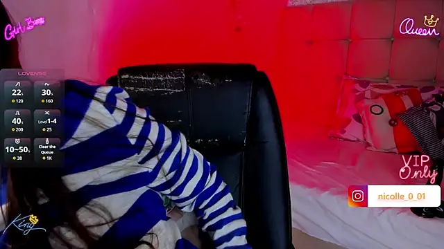 amelia ferrerx online show from January 14, 2026, 5:46 am