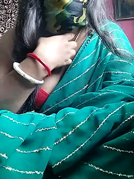 chumkidey50 online show from November 3, 2025, 6:47 am