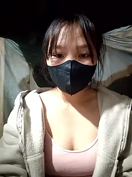 linh-miu99 online show from January 11, 2026, 1:43 am