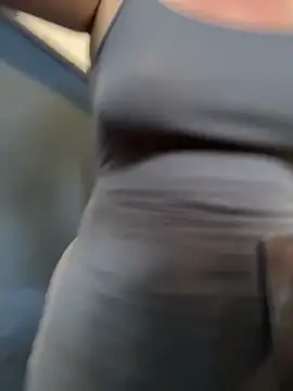 KiraSunshine online show from February 6, 2026, 4:28 am