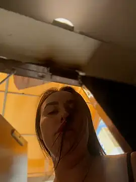 KiraSunshine online show from July 15, 2026, 4:29 am