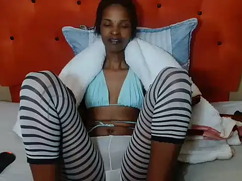 Snapshot of EbonyPexie chatting on November 8, 2025, 2:12 am EbonyPexie online show from November 8, 2025, 2:12 am