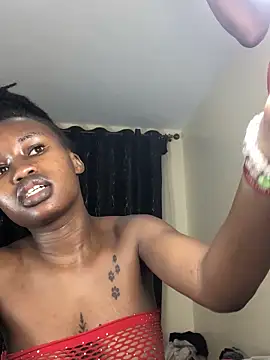 PetiteSpice online show from October 20, 2025, 1:22 pm