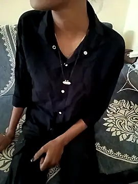 Unique Girl11 online show from November 8, 2025, 4:01 am