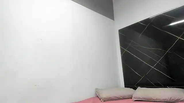 Rebeca barbytrans online show from October 25, 2025, 12:02 pm