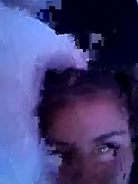 Snapshot of Dul-ci08 chatting on October 25, 2025, 6:24 pm Dul-ci08 online show from October 25, 2025, 6:24 pm