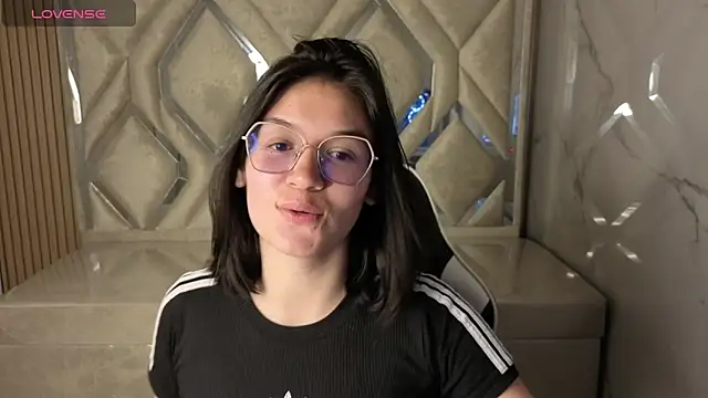 jenna tx online show from October 22, 2025, 3:07 am