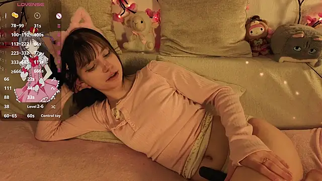 ruby dallos online show from March 27, 2026, 10:42 pm