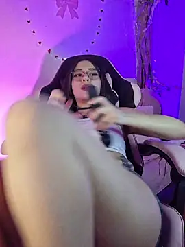 chloebrownn03 online show from February 28, 2026, 4:24 am