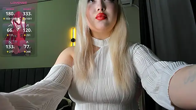 planes girl online show from October 20, 2025, 1:11 pm