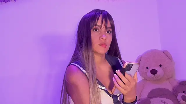 Snapshot of DulcineaRouse01 chatting on November 6, 2025, 2:56 am DulcineaRouse01 online show from November 6, 2025, 2:56 am