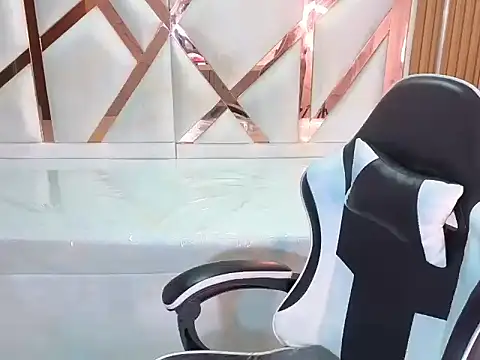 Snapshot of tina_tasty_tf chatting on October 31, 2025, 1:12 pm tina tasty tf online show from October 31, 2025, 1:12 pm