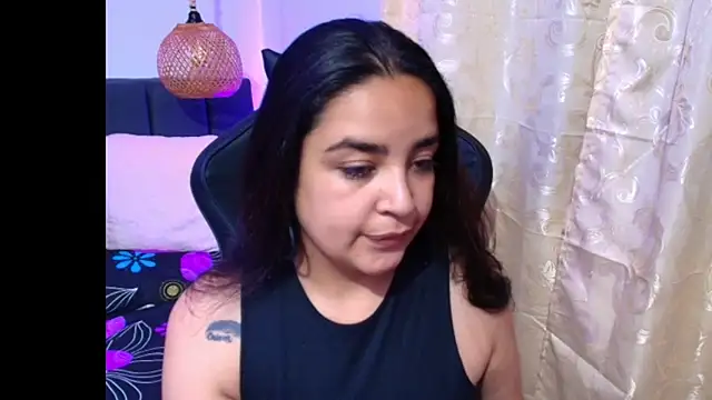 Snapshot of kathi-miler chatting on October 26, 2025, 1:44 am kathi-miler online show from October 26, 2025, 1:44 am