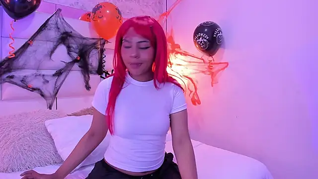 Snapshot of Sofia_clk chatting on October 31, 2025, 4:02 am Sofia clk online show from October 31, 2025, 4:02 am