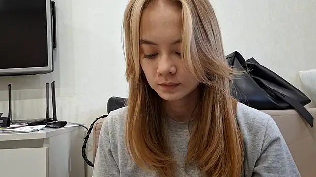 A LISS A online show from November 4, 2025, 11:09 am