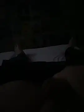 fantomel1986 online show from November 30, 2025, 8:46 pm