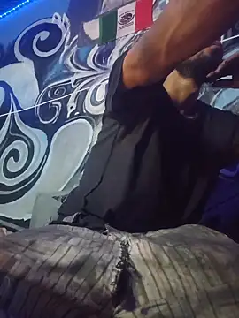 vergueo3 online show from April 4, 2026, 9:01 pm