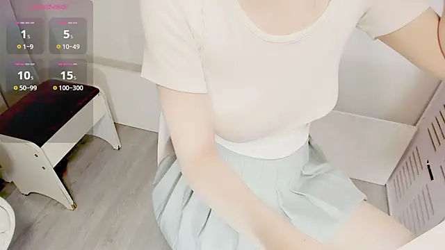 Snapshot of mimi_babyyy chatting on May 28, 2026, 5:32 pm mimi babyyy online show from May 28, 2026, 5:32 pm