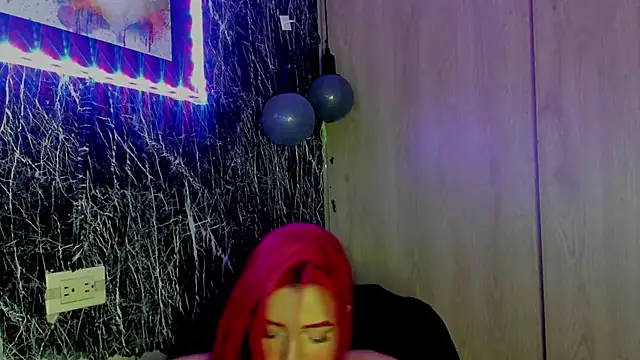 Snapshot of sweetcherryyy_ chatting on November 5, 2025, 3:50 am sweetcherryyy online show from November 5, 2025, 3:50 am