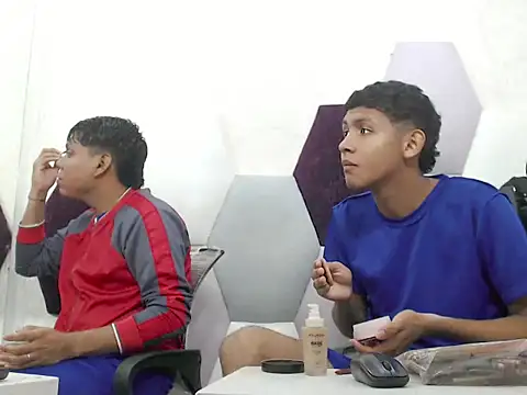 DaveHottx online show from November 1, 2025, 2:13 am