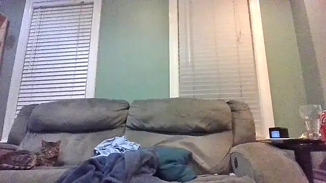 burby79 online show from April 4, 2026, 5:27 am