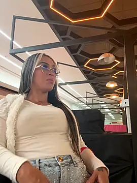 KIMBERLYPULIDO online show from October 30, 2025, 2:24 am