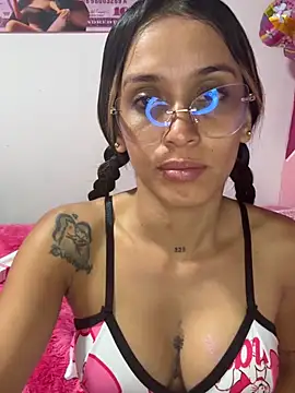KIMBERLYPULIDO online show from June 26, 2026, 7:46 am