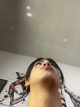 Snapshot of Agattha22 chatting on October 31, 2025, 7:09 am Agattha22 online show from October 31, 2025, 7:09 am