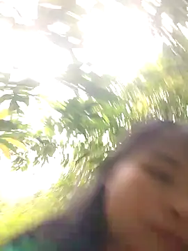 Snapshot of Squirrel-Pear chatting on October 29, 2025, 11:50 pm Squirrel-Pear online show from October 29, 2025, 11:50 pm