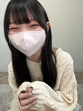 Reina cute 00  online show from November 20, 2025, 7:19 am