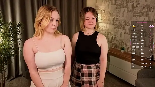 Snapshot of BlancaSchiver chatting on October 18, 2025, 11:55 am BlancaSchiver online show from October 18, 2025, 11:55 am