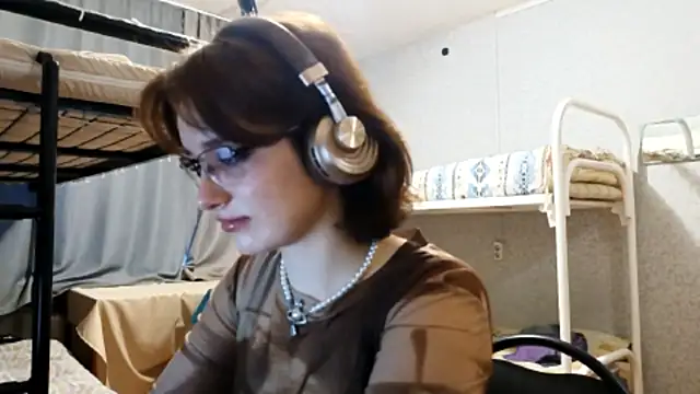 IcyKleys online show from November 5, 2025, 1:11 pm