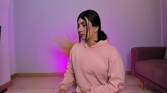 stefy bratz online show from April 21, 2026, 11:49 am