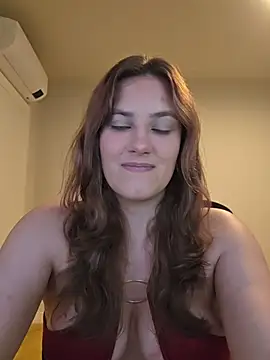 MiaRides19 online show from July 13, 2026, 7:27 pm