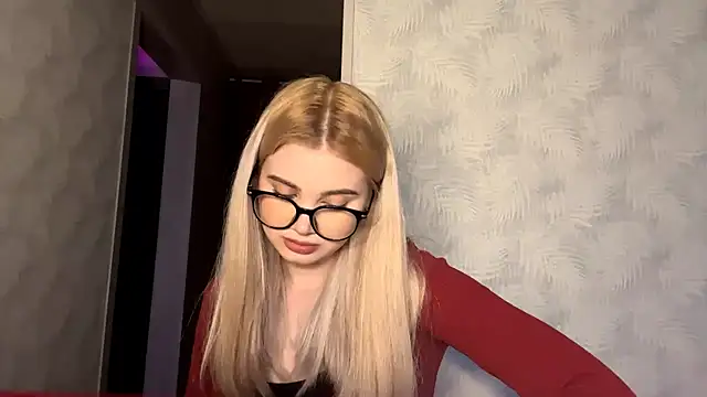 JolieAlto online show from October 19, 2025, 12:17 pm