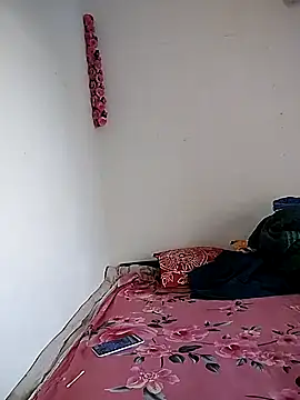 Hot Angle online show from November 28, 2025, 9:56 am